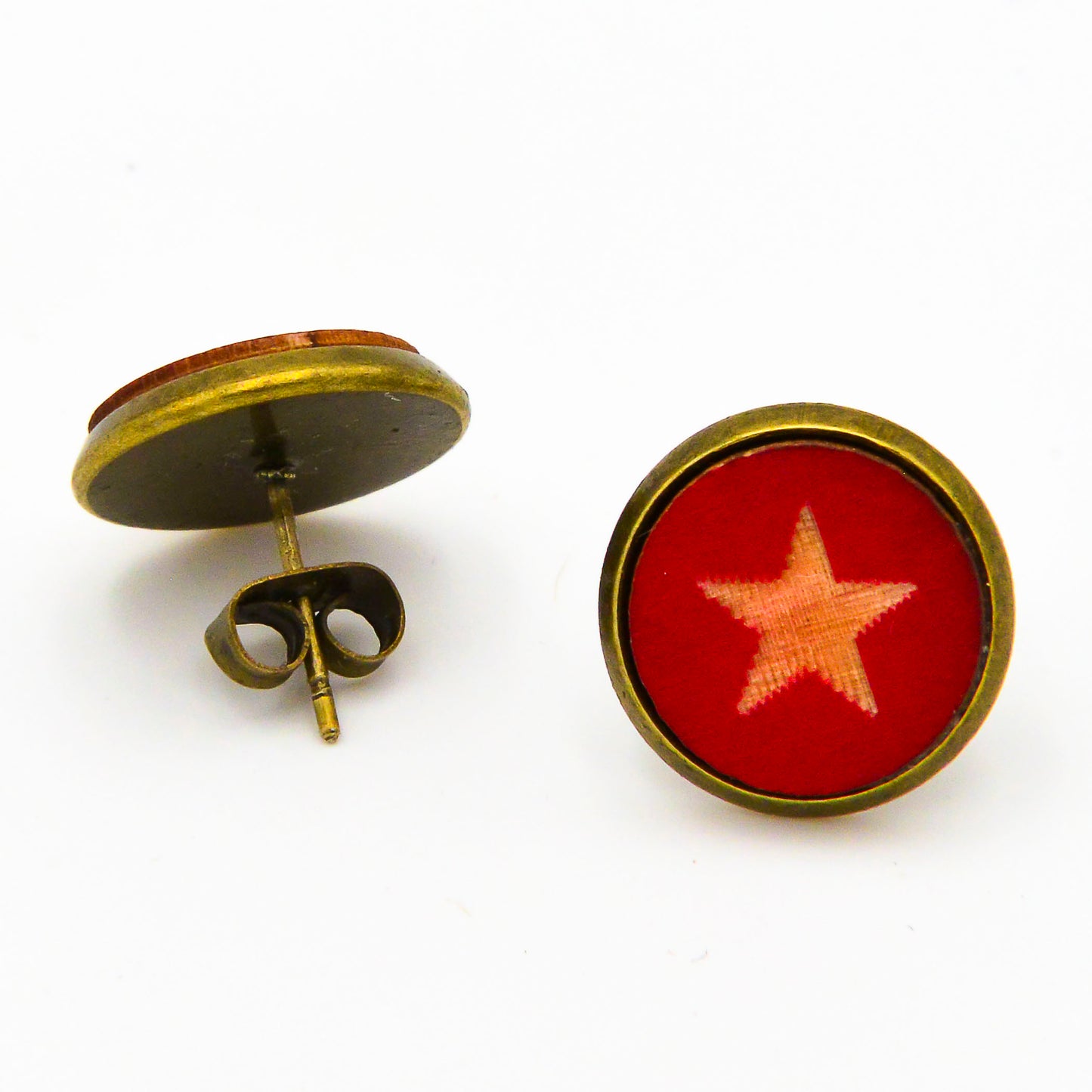 Ohrstecker mit Holz Stern Rot